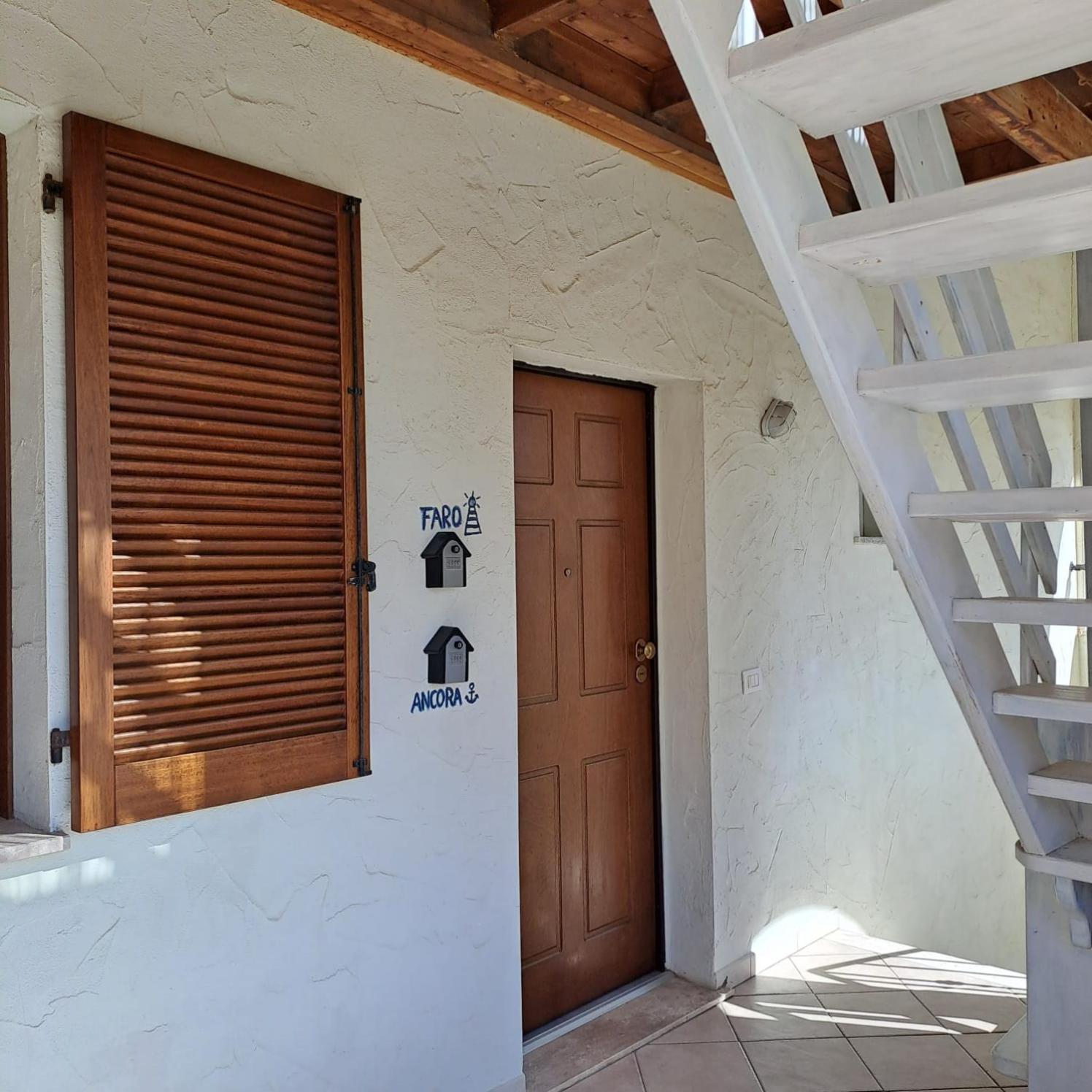 Il Faro La Ciaccia Appartement Valledoria  Buitenkant foto